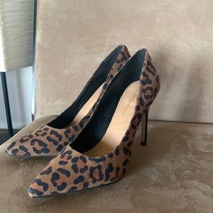 Ladies animal design shoes